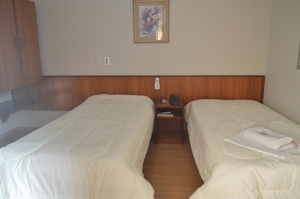Hotel Chantilly Presidente Prudente Habitación foto